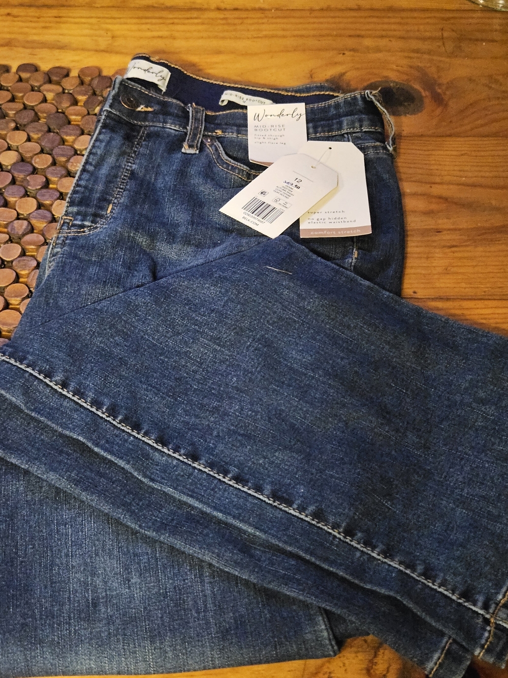 Wonderly Womens Indigo Relaxed Fit Jeans